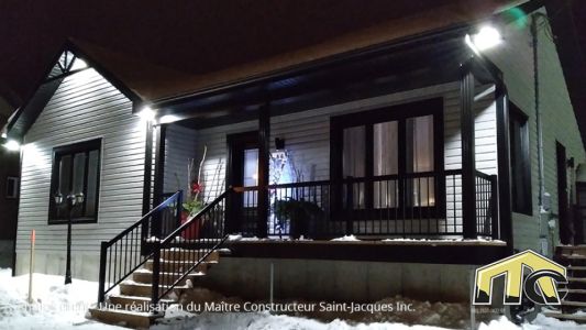 FAÇADE DE NUIT